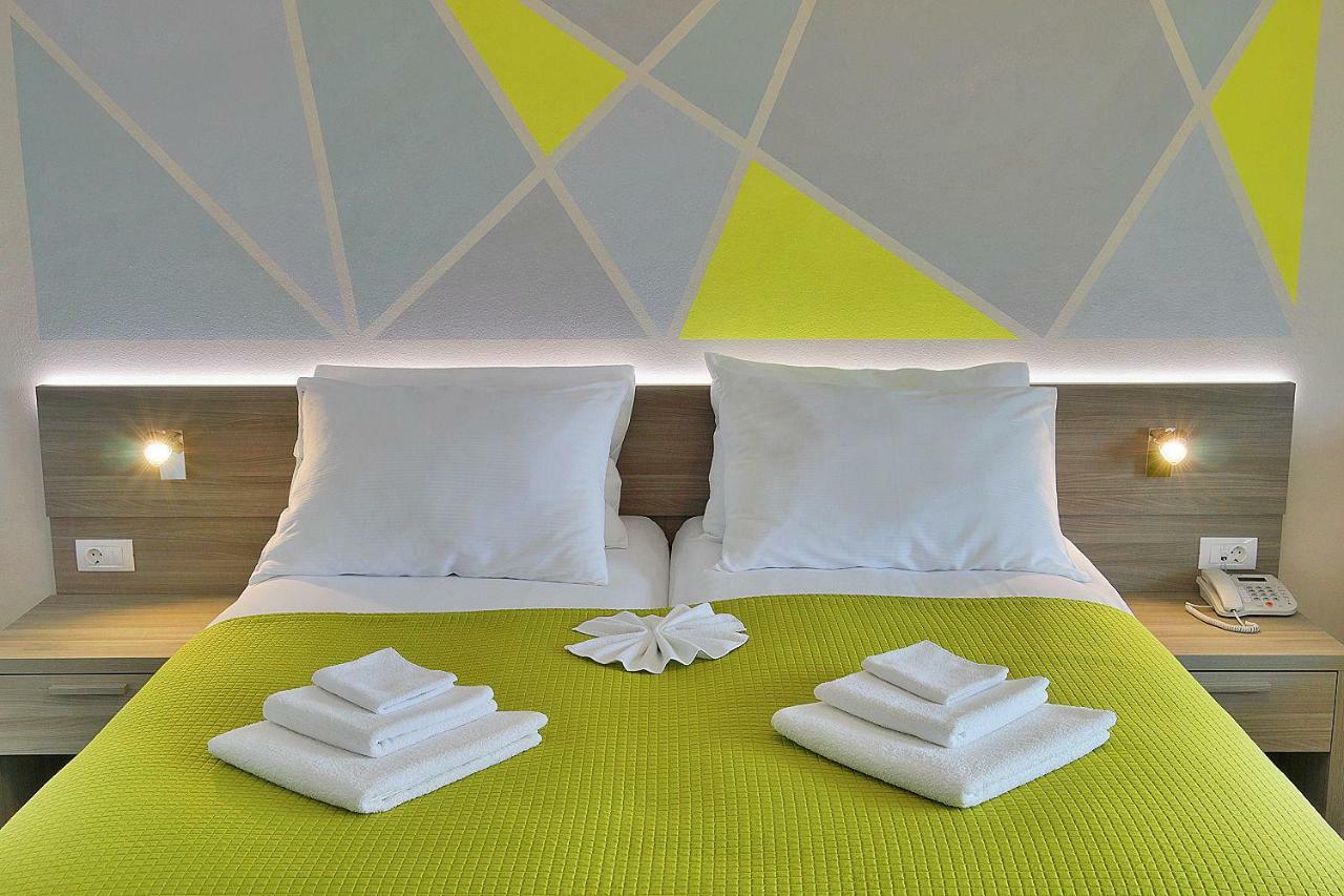 Hotel Modo Pula Luaran gambar