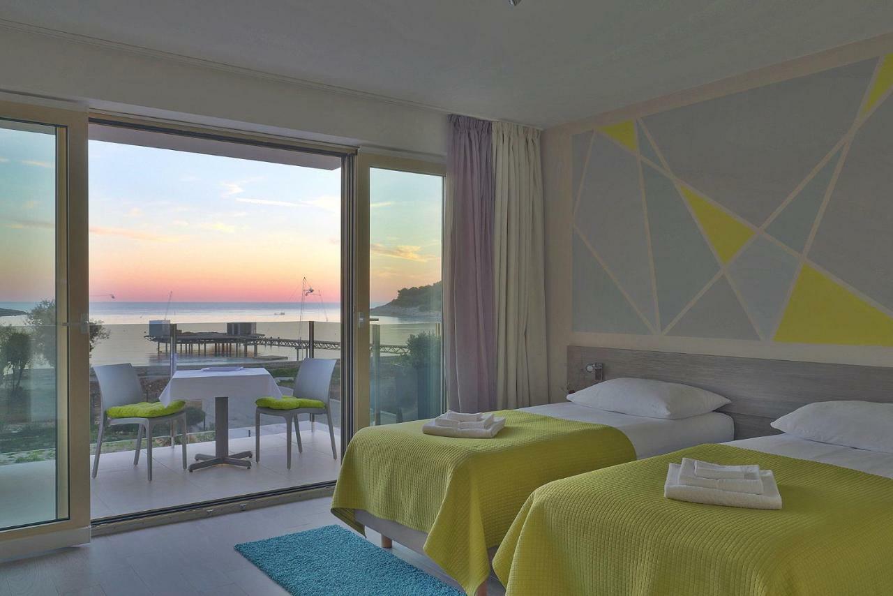 Hotel Modo Pula Luaran gambar