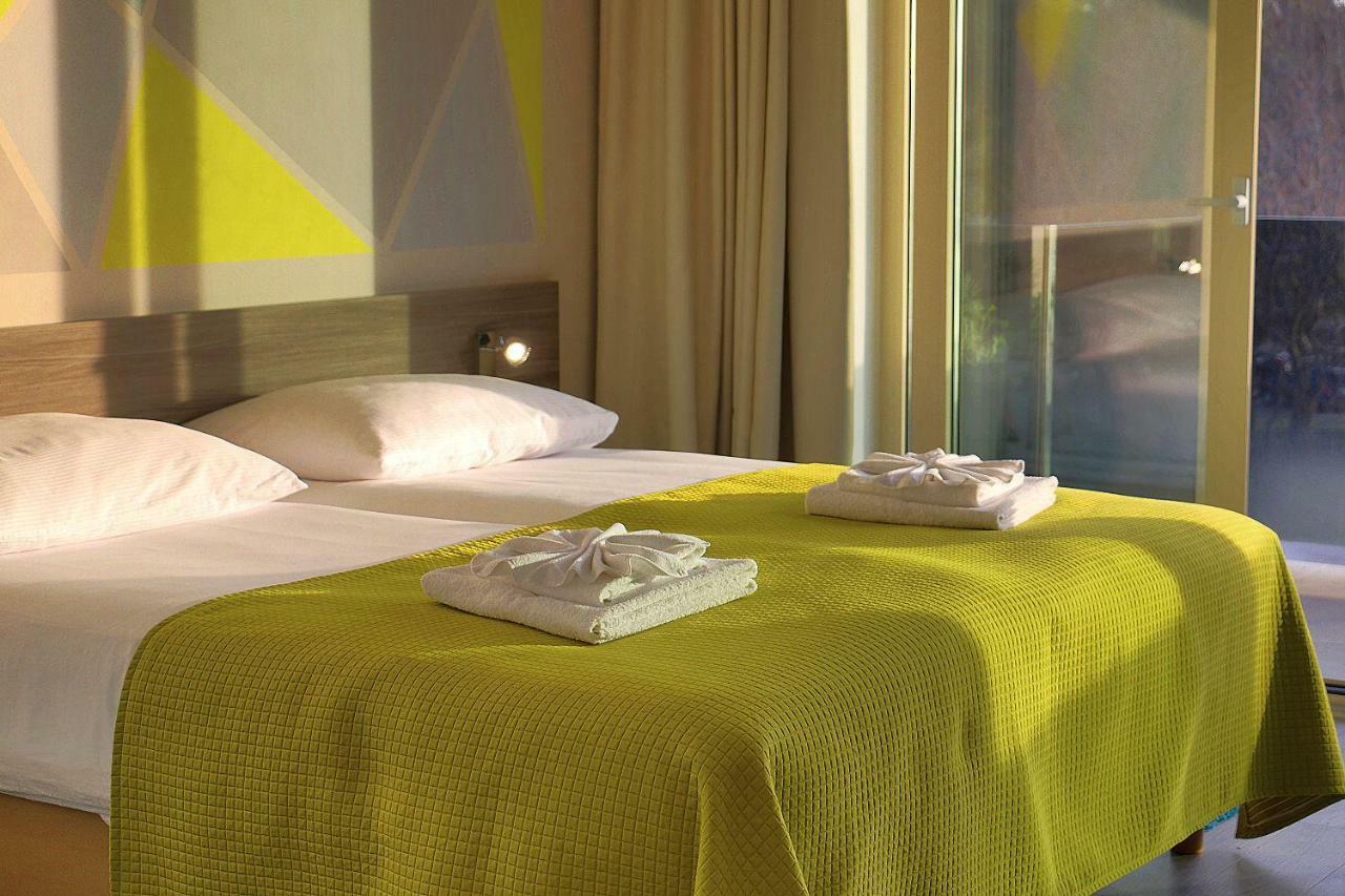 Hotel Modo Pula Luaran gambar
