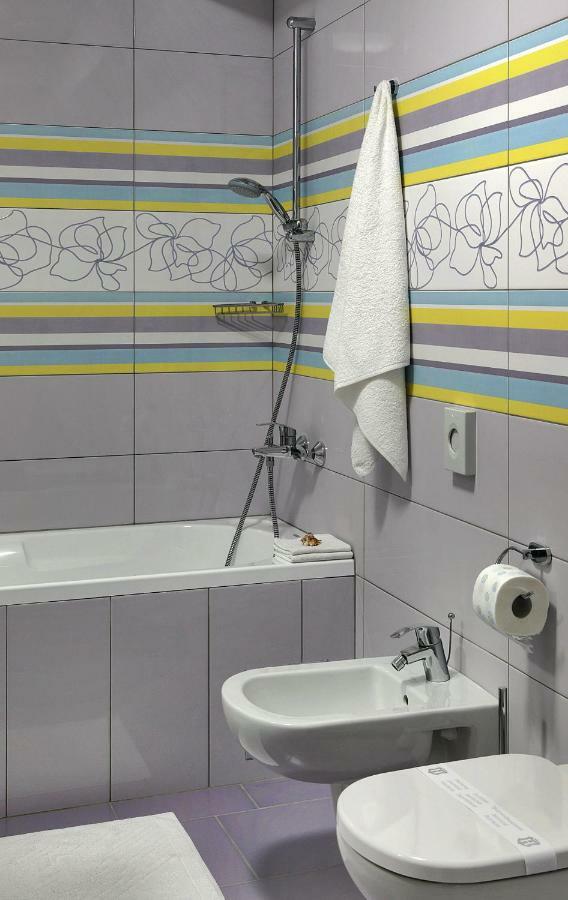 Hotel Modo Pula Luaran gambar