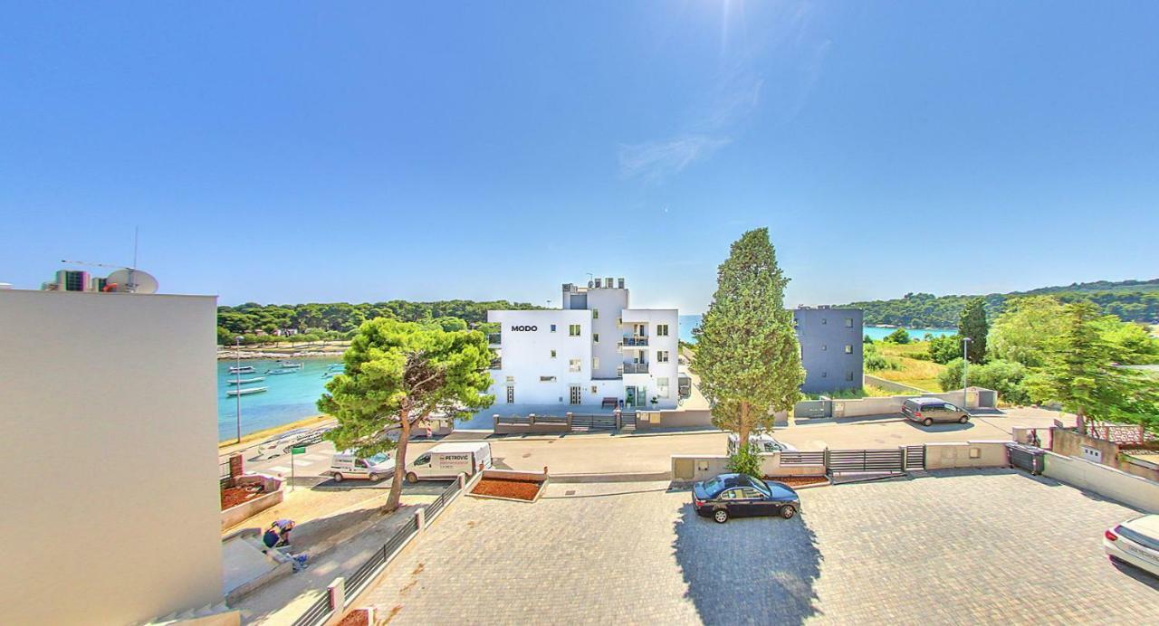 Hotel Modo Pula Luaran gambar